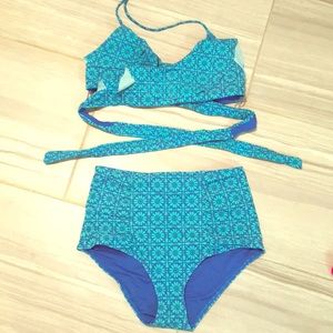 AE Highwaisted Bikini